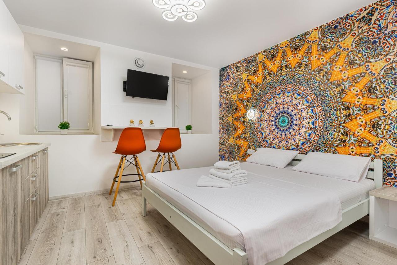 Apart Hotel Lyon D'Opera Одесса Экстерьер фото
